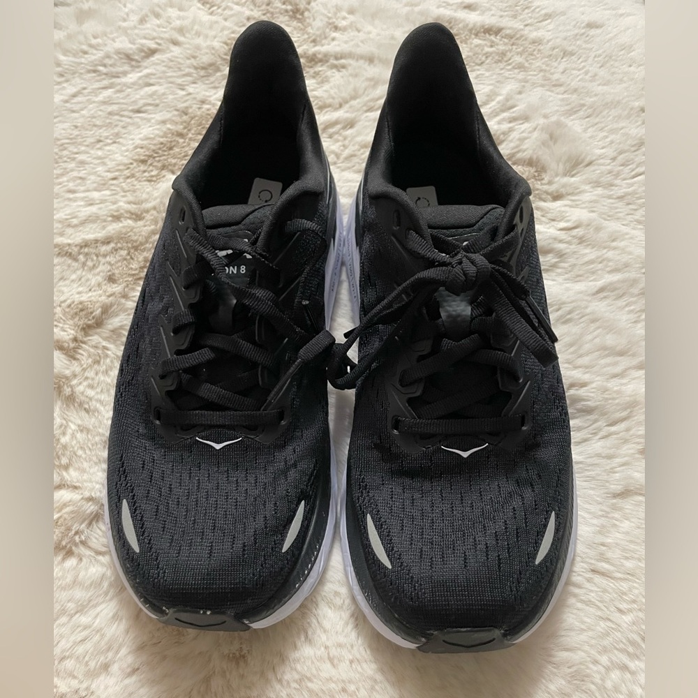 Hoka Clifton 8 Running Shoes